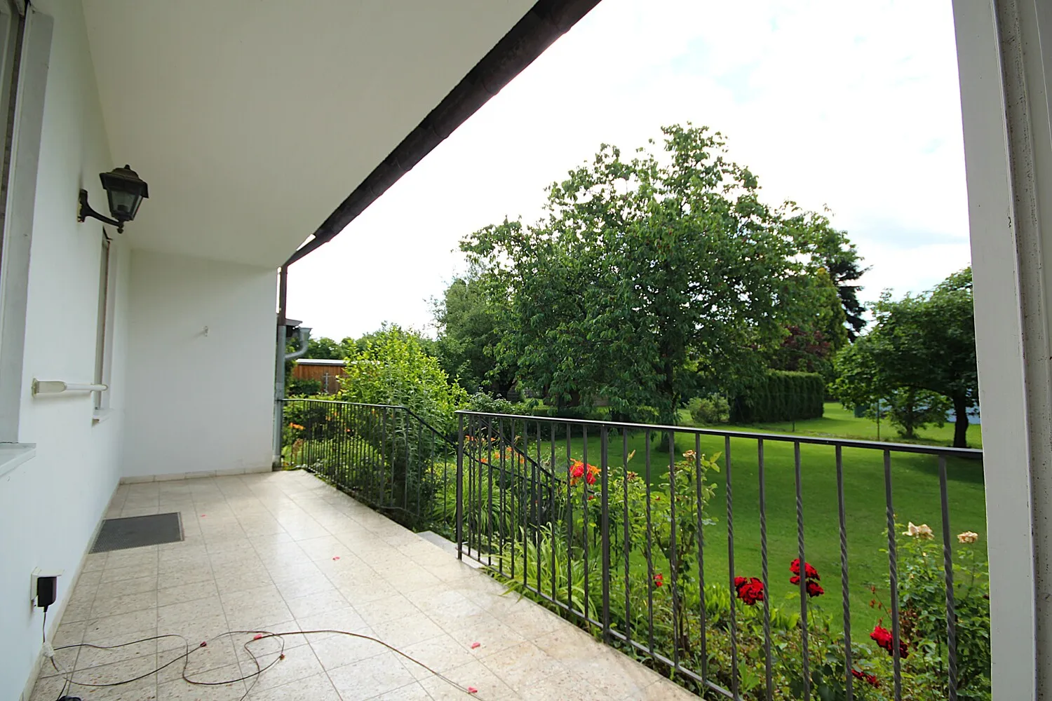 Großzügiges Einfamilienhaus mit großem Garten