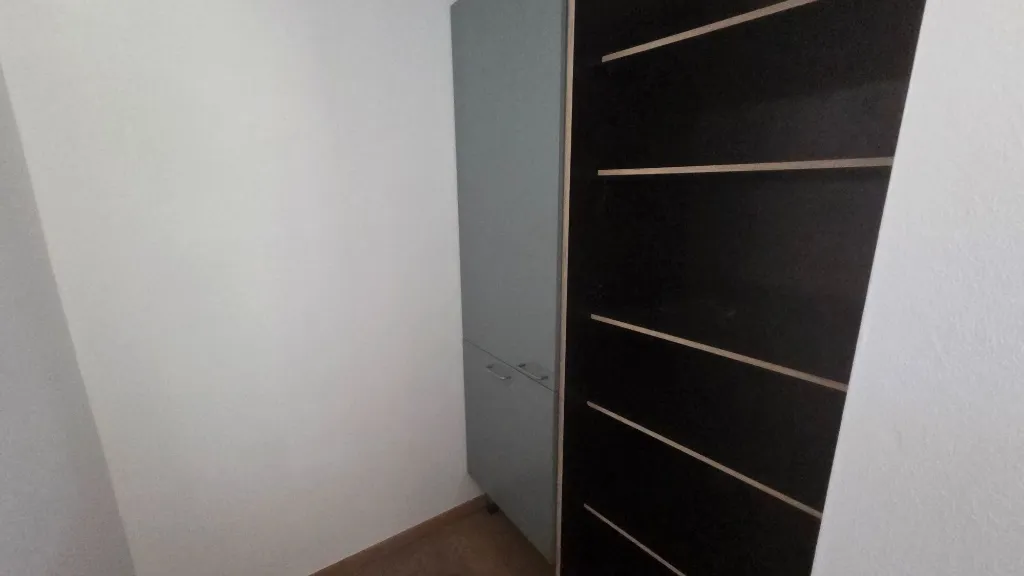 Großzügige 5-Zi.-Wohnung im Grünen - Separates Büro mit eigenem Eingang möglich