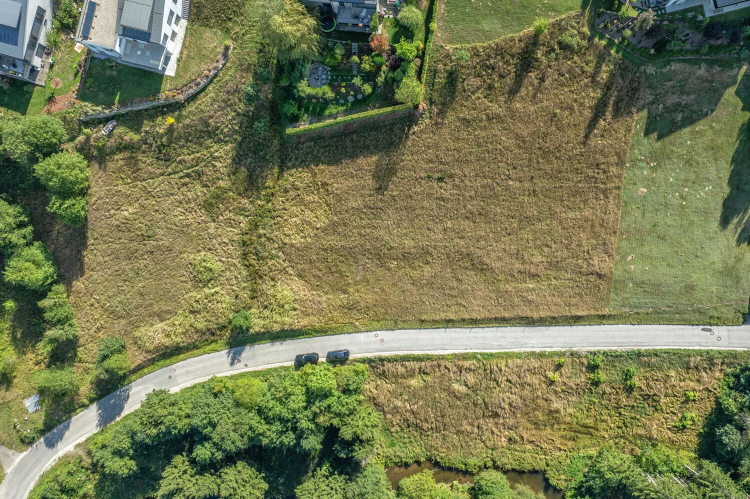 Vier Grundstücke für vier Häuser
mit je 5 Wohnungen 
Gesamtwohnfläche ca. 1575 m²