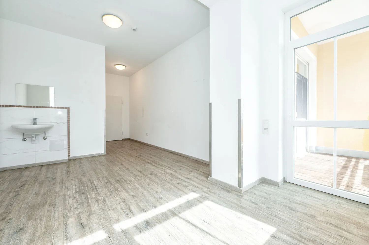 Ehemalige Praxisräume zum Rückbau
in 4 Wohnungen mit 234,39 m²