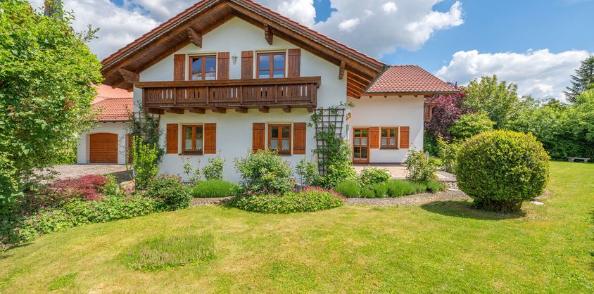 von Poll Immobilien GmbH