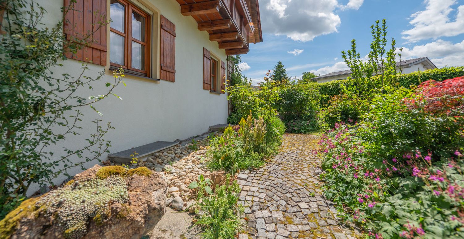 Charmantes Einfamilienhaus mit großem Garten und viel Potenzial
