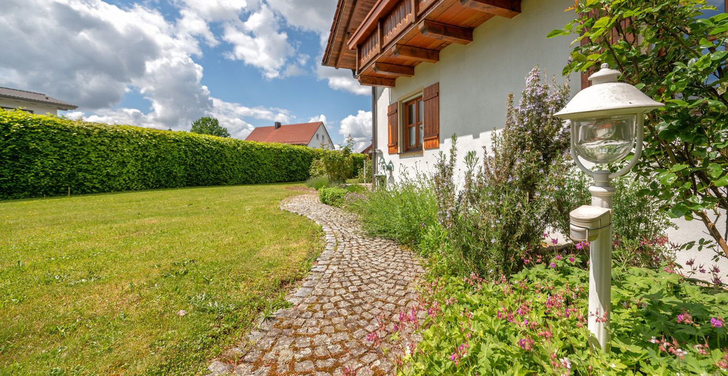 Charmantes Einfamilienhaus mit großem Garten und viel Potenzial