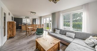 von_poll_real_estate_property_25077004_image_0