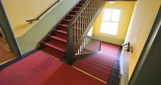 von_poll_real_estate_property_25077019_image_1