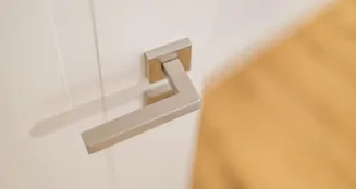 von_poll_real_estate_property_25077003_9_image_7