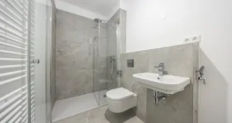 von_poll_real_estate_property_25077003_9_image_4