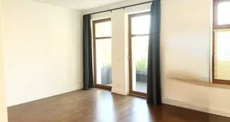 von_poll_real_estate_property_25474018_image_5