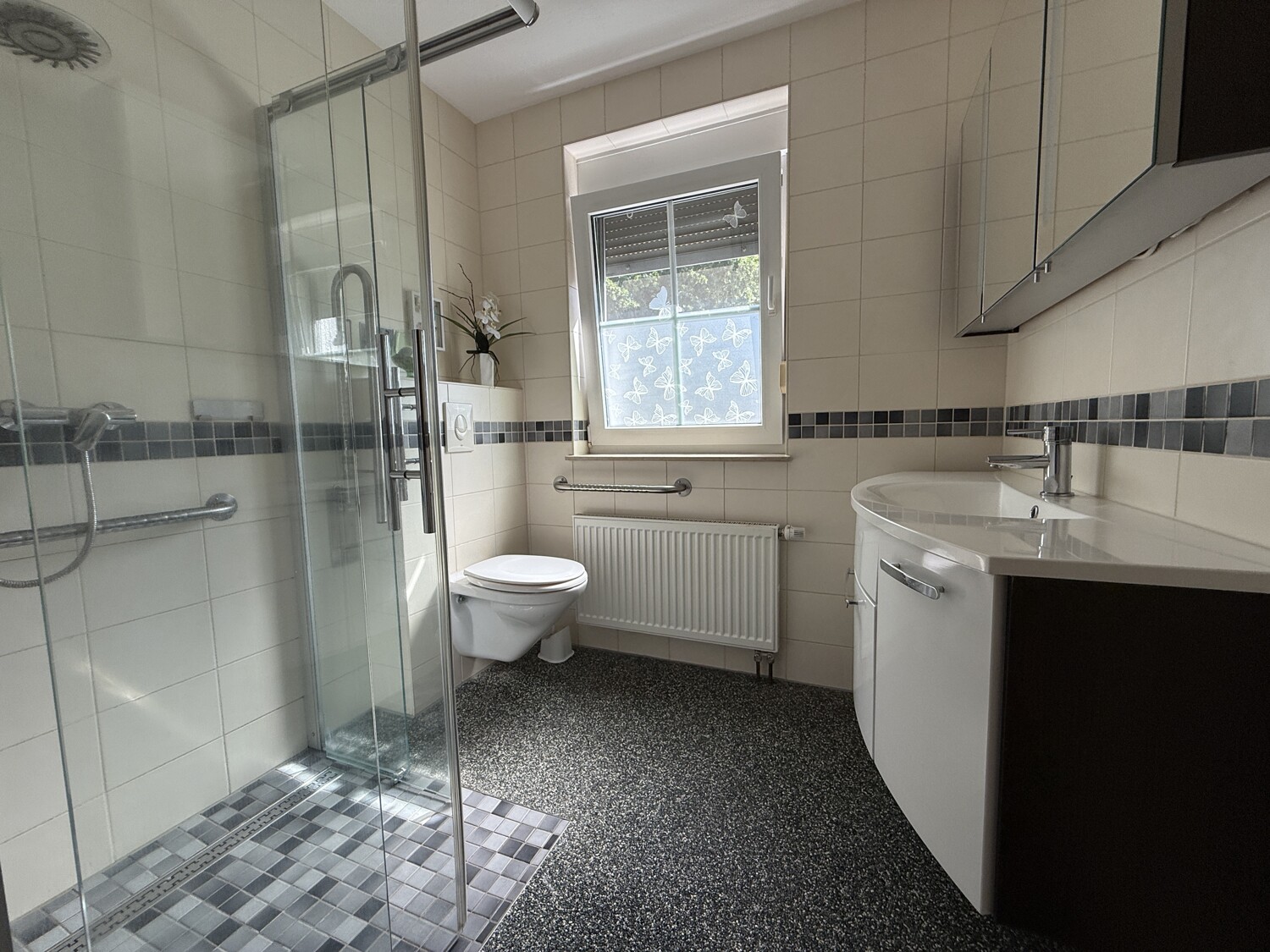 Badezimmer EG