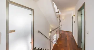 von_poll_real_estate_property_25474017_image_1