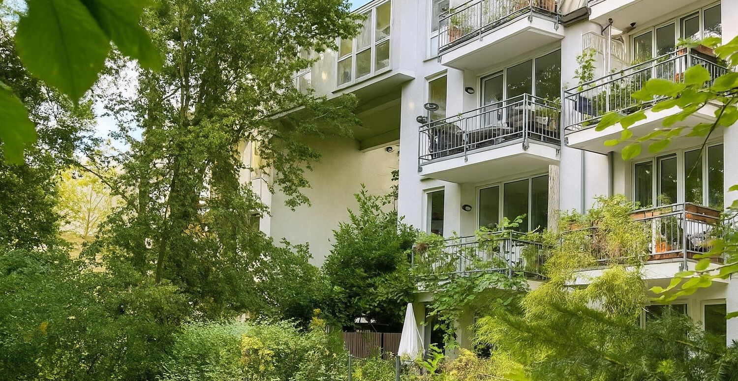 Balkon mit Blick ins Grüne