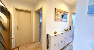 von_poll_real_estate_property_25474034_image_2