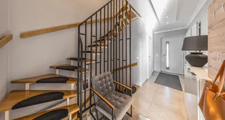 von_poll_real_estate_property_26474002_image_2