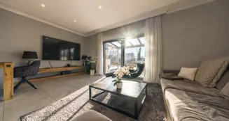 von_poll_real_estate_property_26474002_image_6