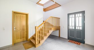 von_poll_real_estate_property_25077018_image_2