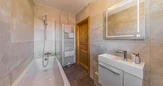 von_poll_real_estate_property_25077018_image_6