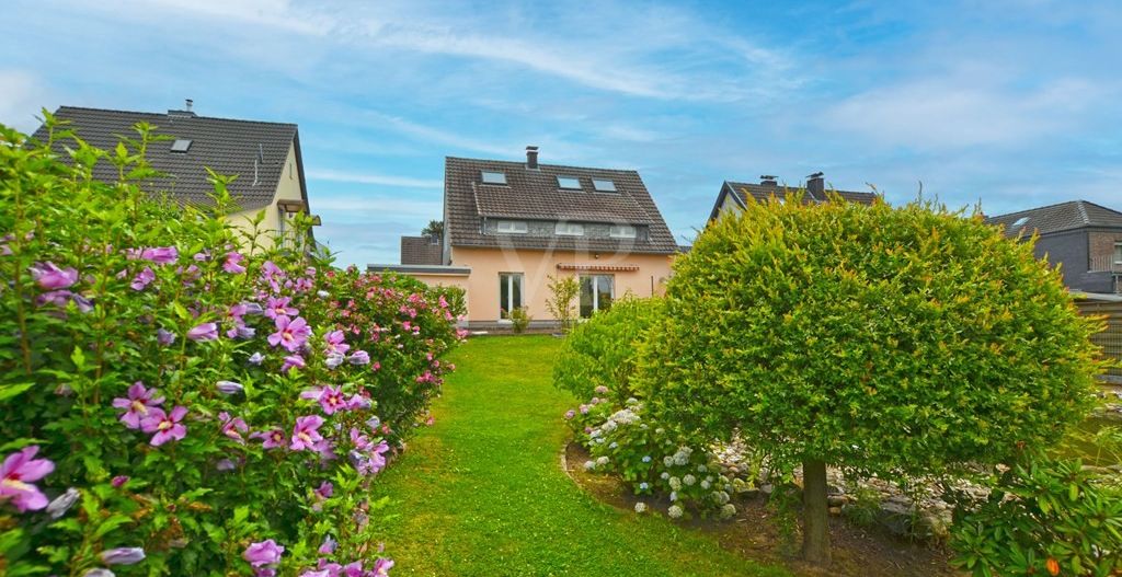 AB_Hausansicht_Garten