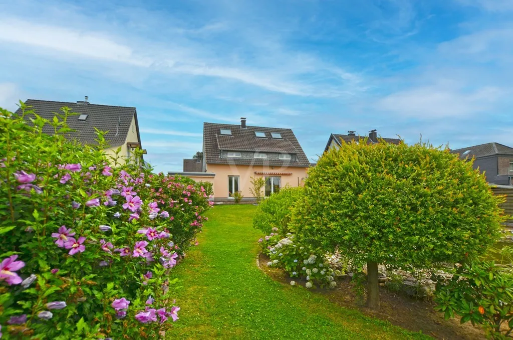 AB_Hausansicht_Garten