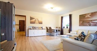 von_poll_real_estate_property_25237377_image_2