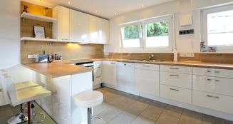 von_poll_real_estate_property_24237341_image_1