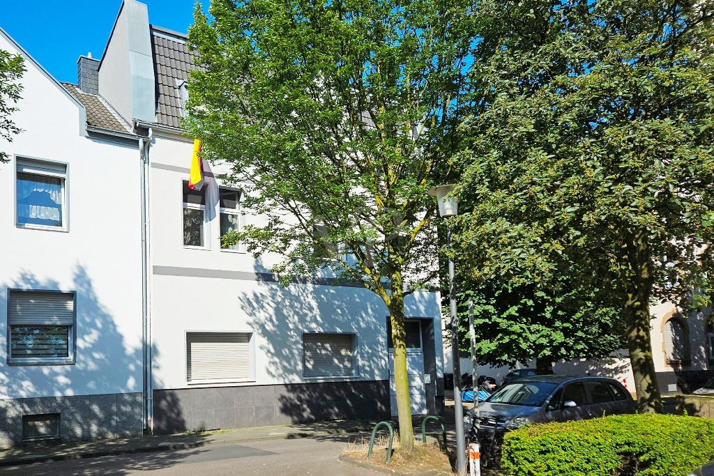 Straßenansicht