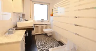 von_poll_real_estate_property_25237366_image_8