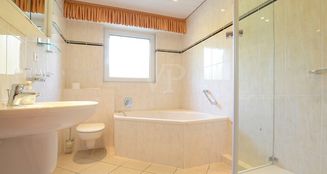 von_poll_real_estate_property_25237368_image_11