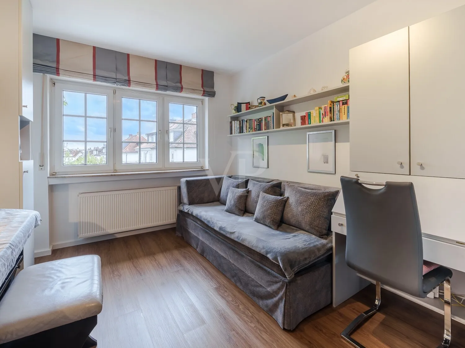Büro / Kinderzimmer OG