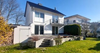 von_poll_real_estate_property_25002011_image_0