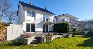 von_poll_real_estate_property_25002011_image_0