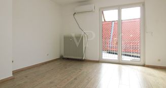 von_poll_real_estate_property_24002071_image_1