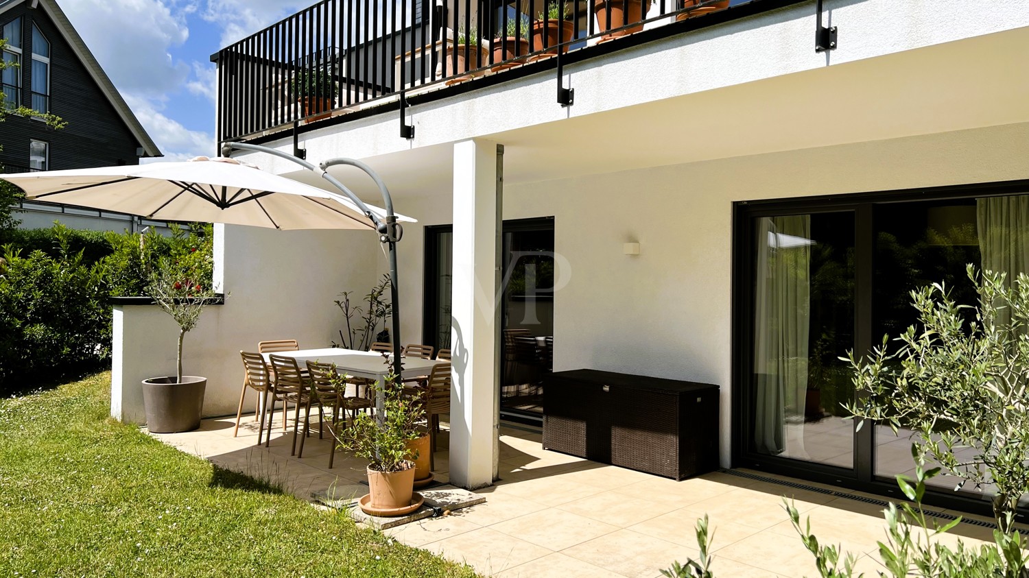 Überdachte Terrasse