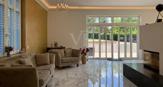 von_poll_real_estate_property_24002087b_image_9