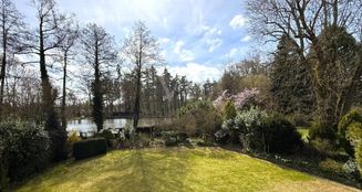 von_poll_real_estate_property_25002020_image_0