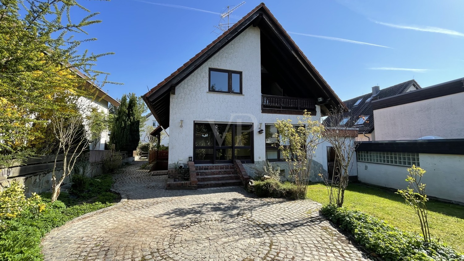 Hausansicht vom Garten