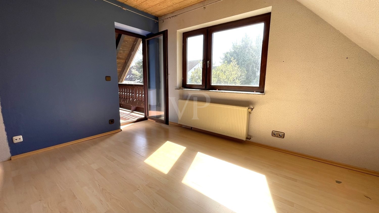 Schlafzimmer mit Balkon