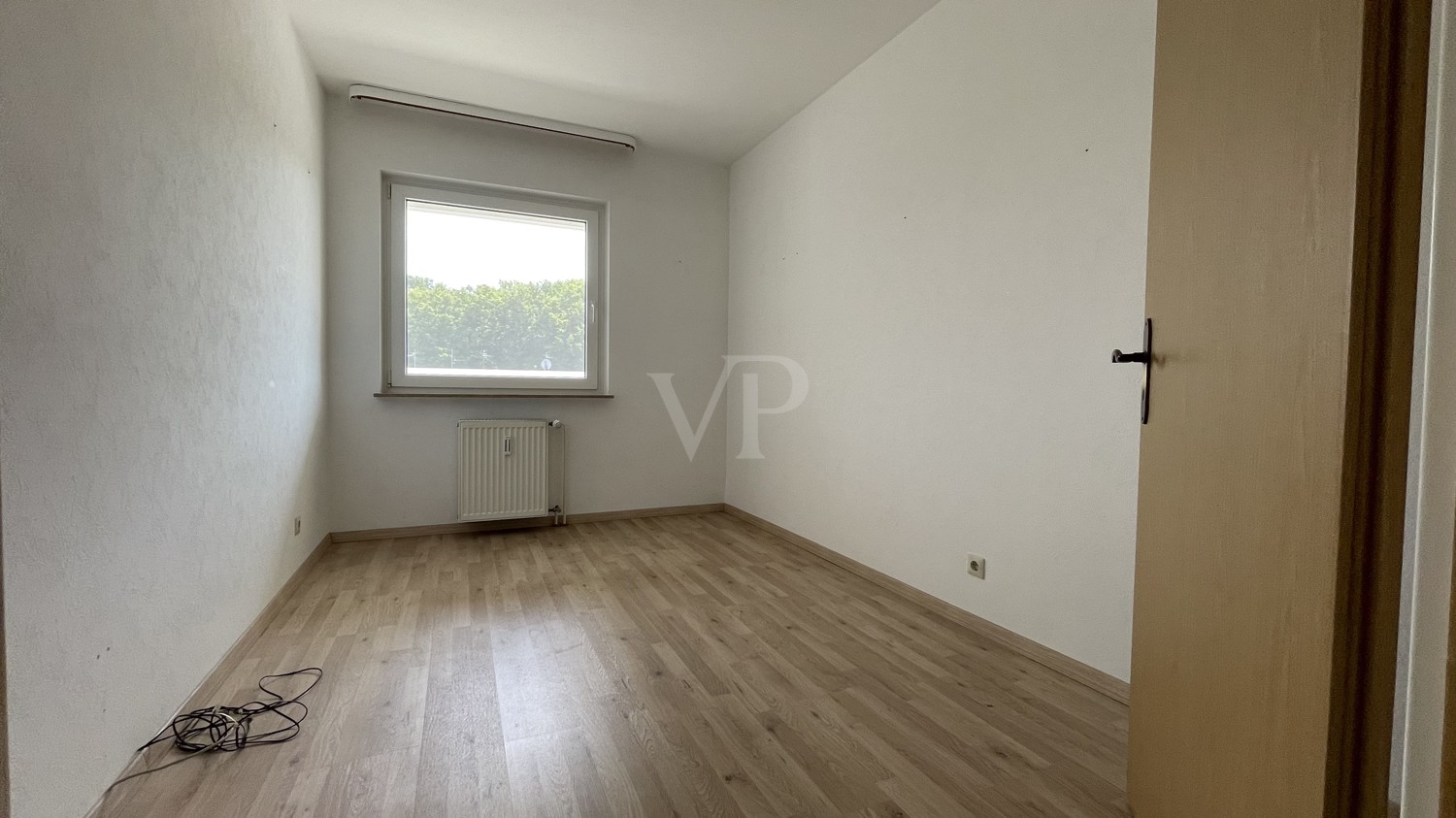 Arbeits-/ Gäste-/ Kinderzimmer