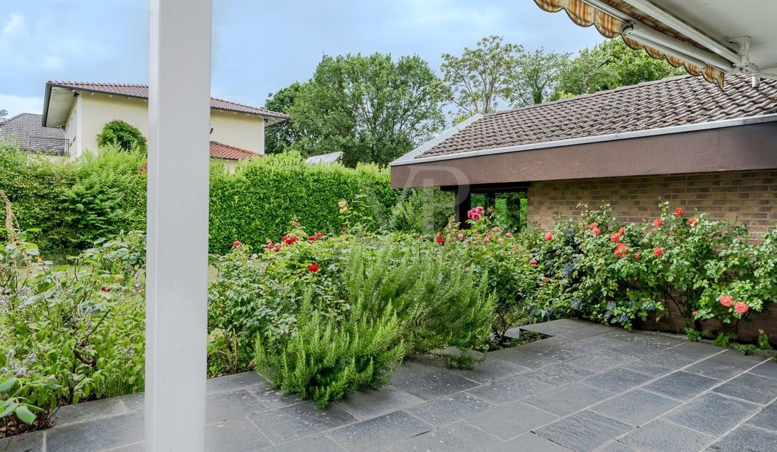Terrasse und Garten
