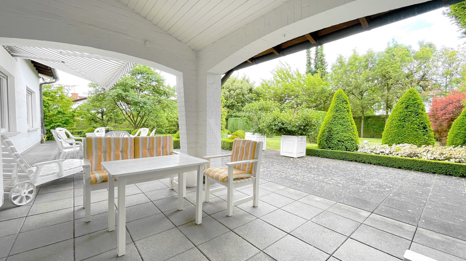 Terrasse Ansicht I
