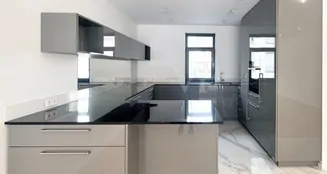 von_poll_real_estate_property_25002060_image_2