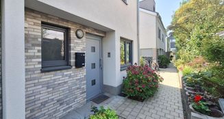 von_poll_real_estate_property_25002074_image_0