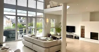 von_poll_real_estate_property_25002086_image_0