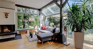 von_poll_real_estate_property_25002026a_image_0