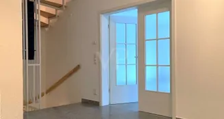 von_poll_real_estate_property_25002088_image_2