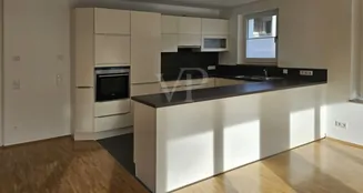 von_poll_real_estate_property_25002096_image_4