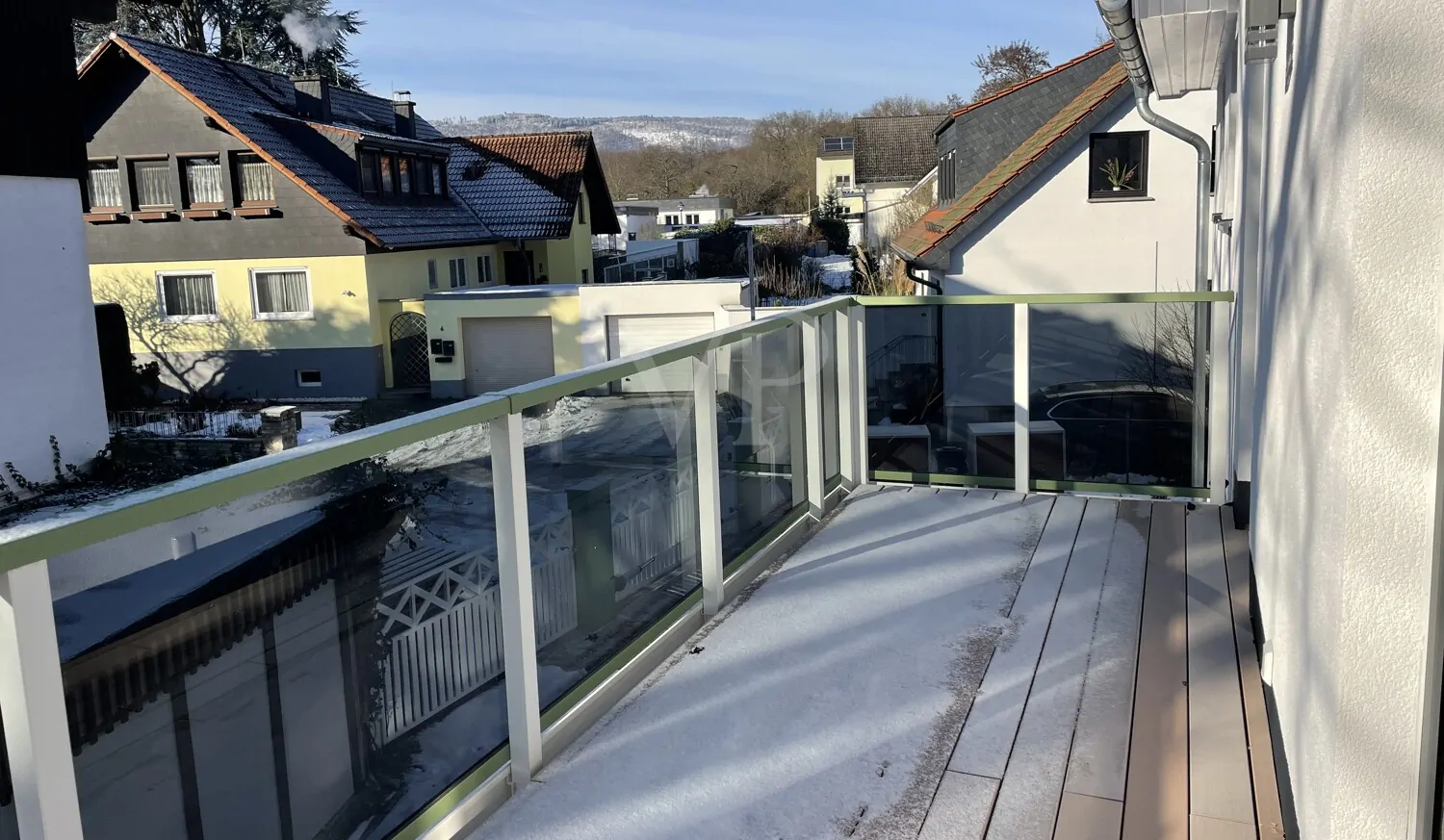 Hinterer Balkon mit Taunusblick