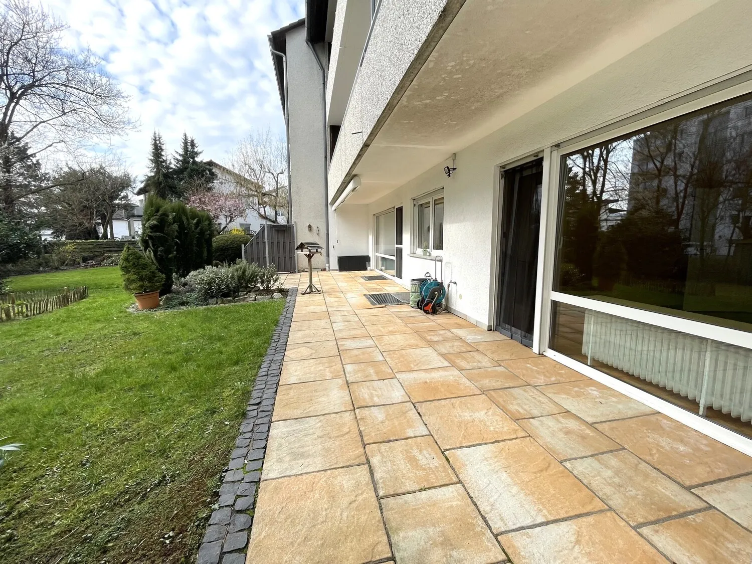 Terrasse groß