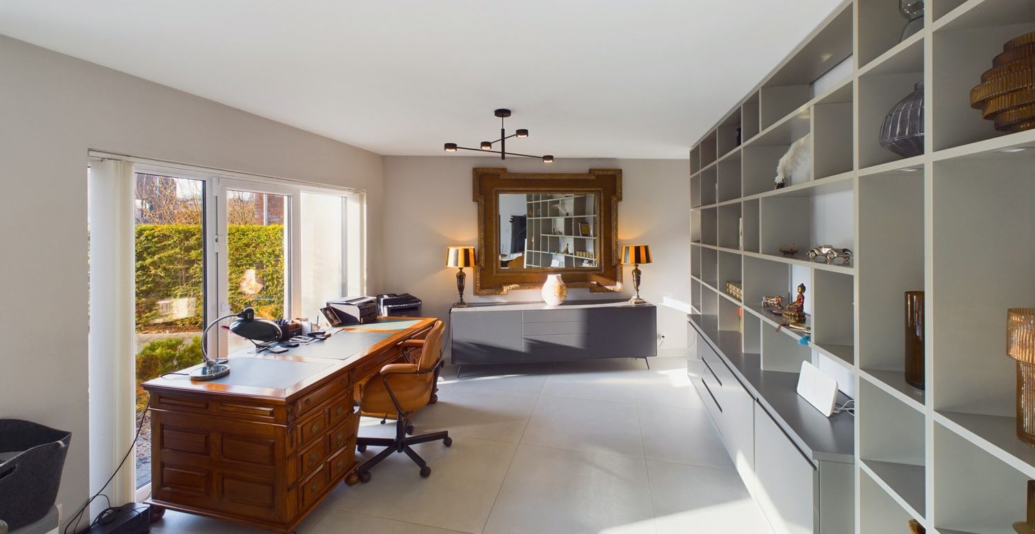 Arbeitszimmer EG