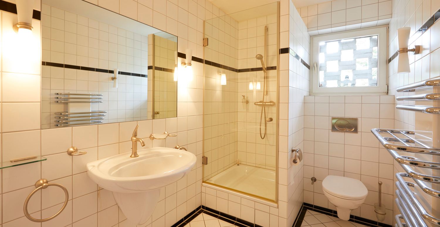 Badezimmer EG