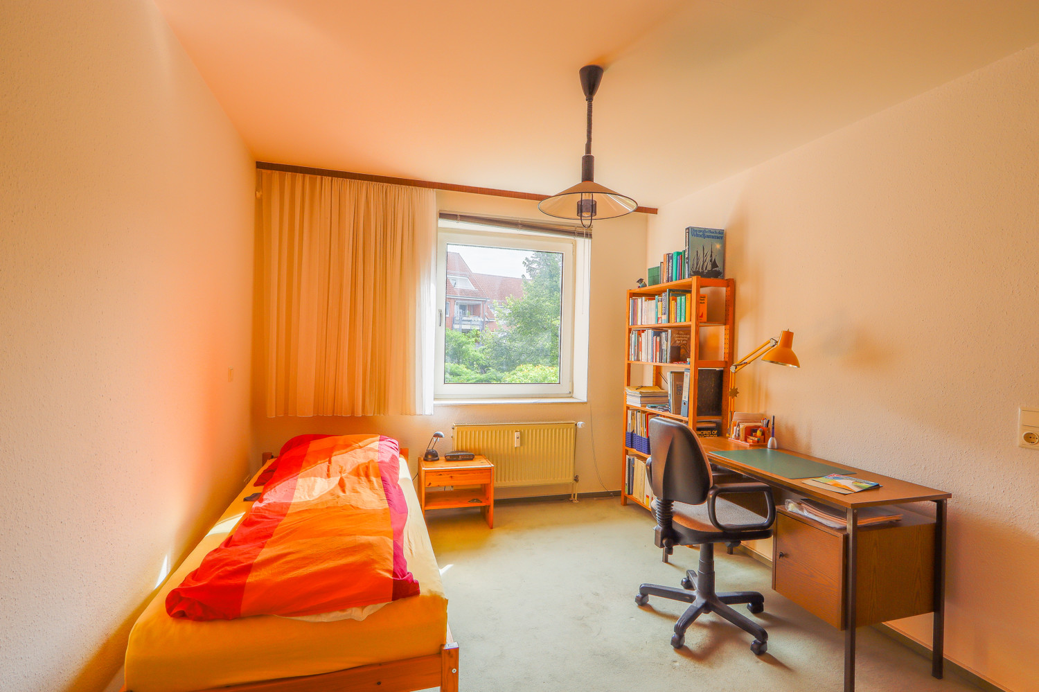 Schlafzimmer Ansicht 1